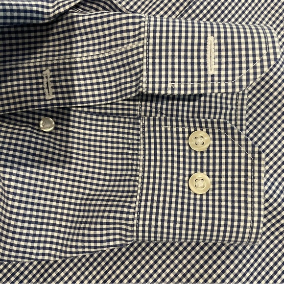 The Tie Bar Men’s Dress Shirt - Picture 7 of 7